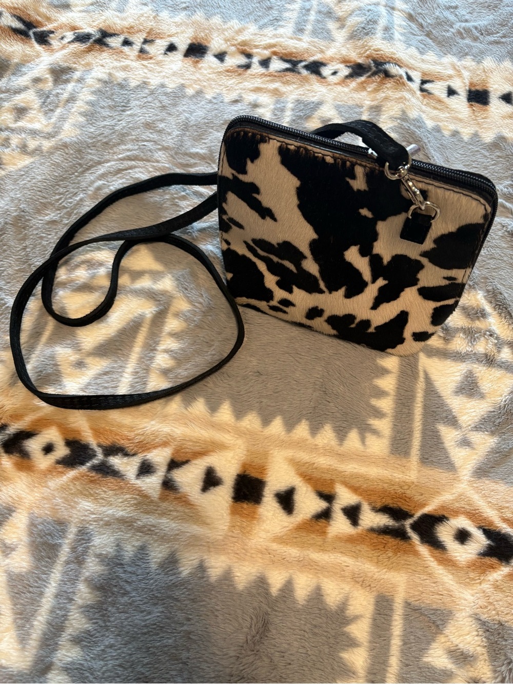 Black & White Cowhide Crossbody Bag - Stylish Women’s leather crossbody Bag